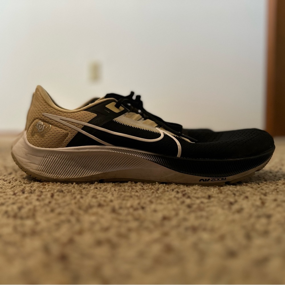 Nike Pegasus 38 - CU Buffs Edition